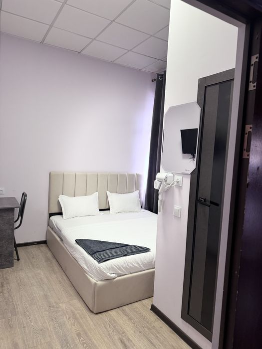 BEZZAKS Hotel Hostel Mexmonxona