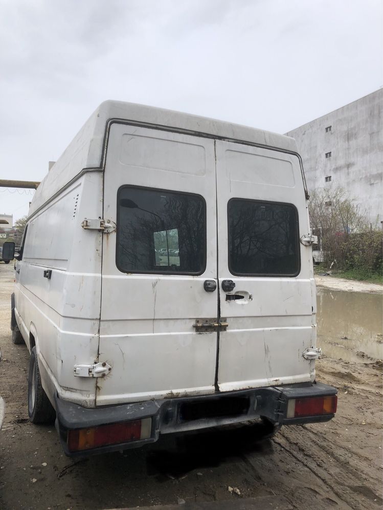 Iveco Daily 35-12 2.8TDI Ивеко Дейли 2000г 122кс 2.8ТДИ