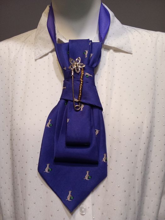 Cravata redefinita mătase