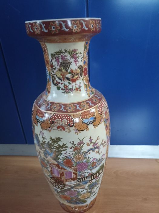 Голяма китайска ваза