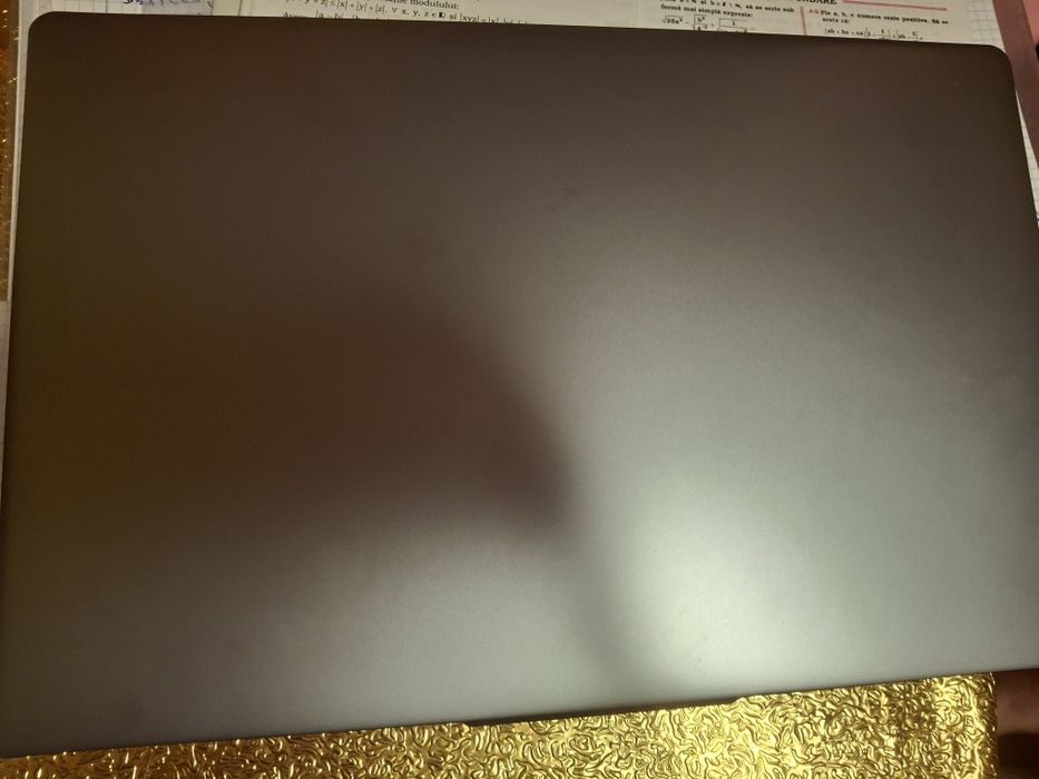 Vând laptop lenovo