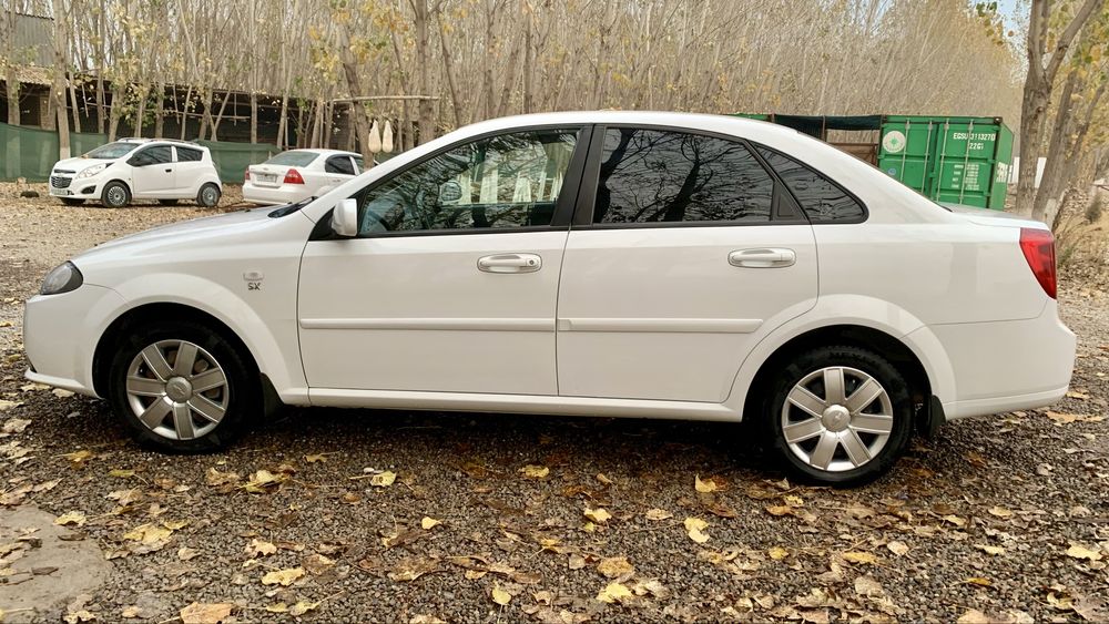 Жентра 2015 йил сотилади. Яхши холатда