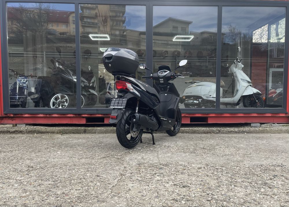Scuter Kymco Agility 125 cm NOU!