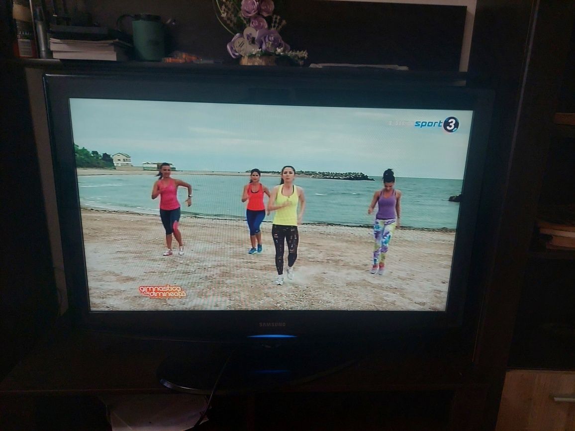 TV Samsung diag 102