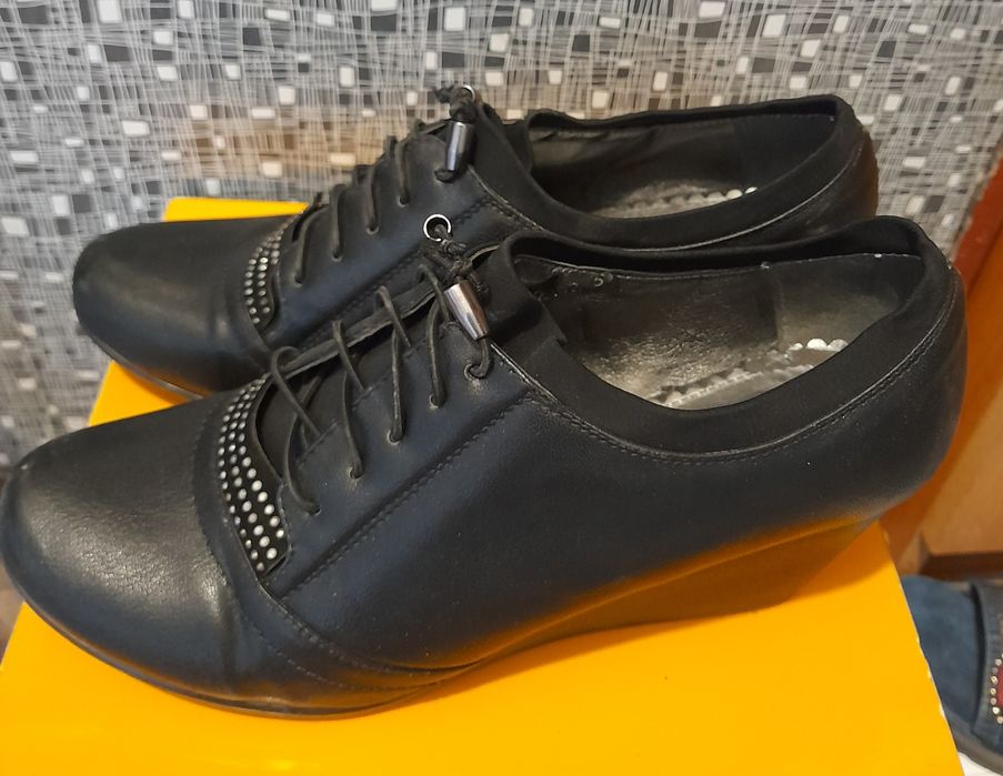 Отдам за шоколадку