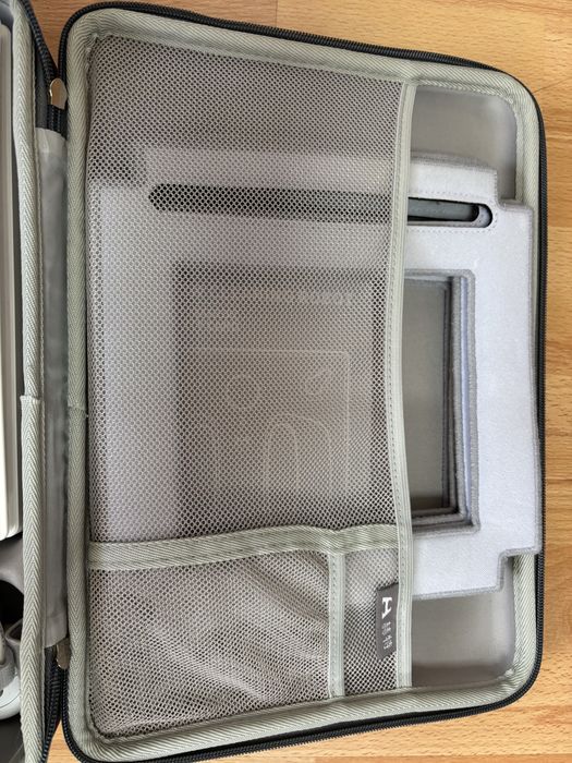 Робот за миене на прозорци hut W66