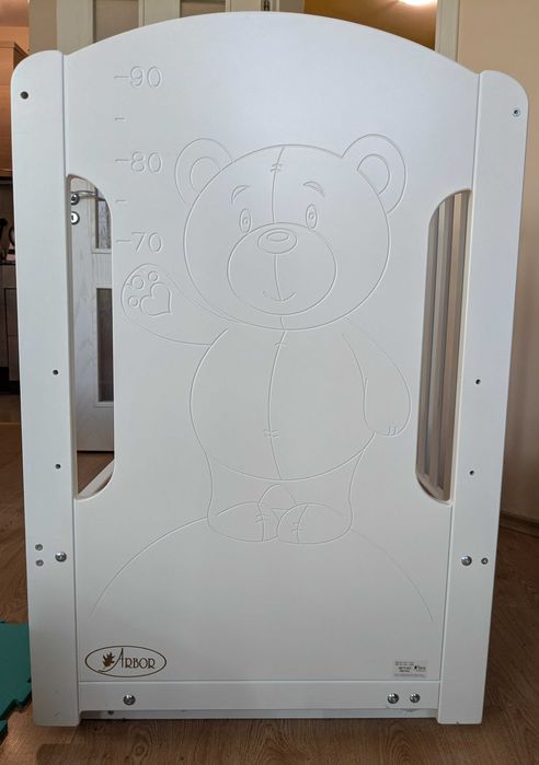 Детски мебели: кошара с матрак и гардероб Арбор + повивалник Икеа