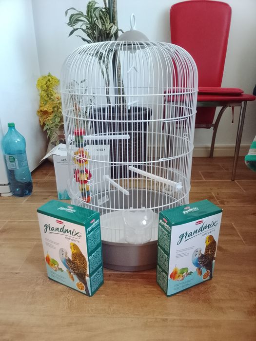 Cușcă de peruș plus 2 cuti cadou de mâncare