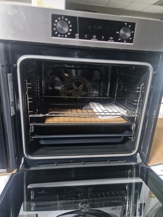 Фурна за вграждане Gorenje 77 литра