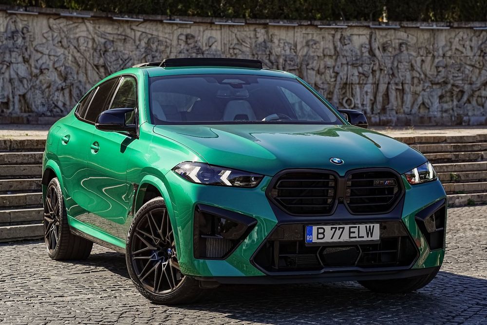 BMW X6 M Culoare Unicat / Volan CARBON de 5.000E / BOWERS&WILKINS