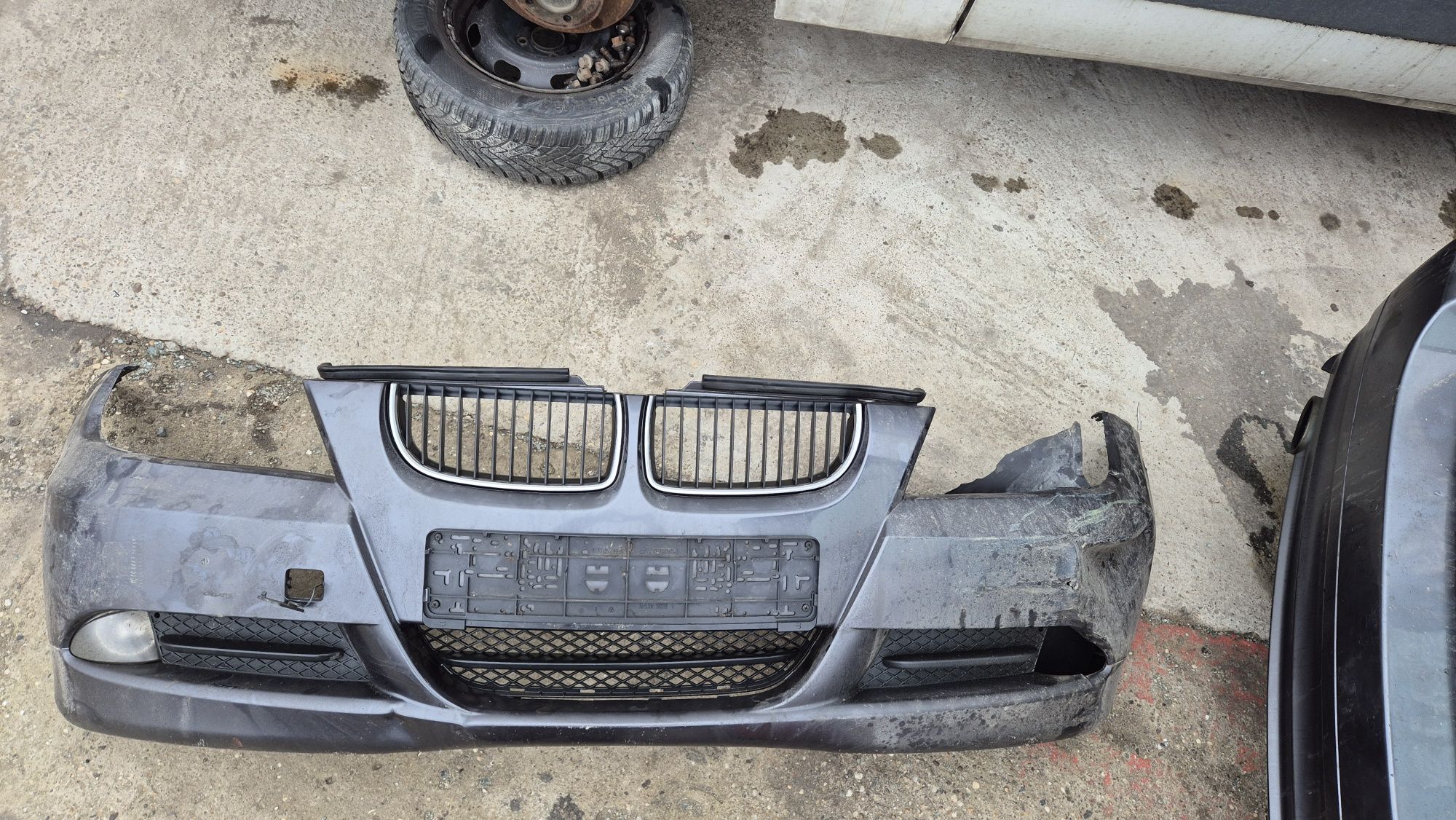 Vând bara fata bmw e 90.