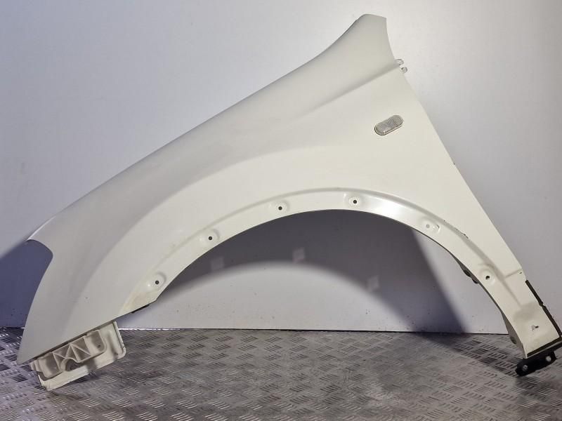 Aripa fata stanga Nissan Qashqai J10