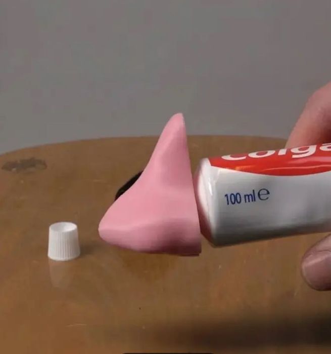 НОСЕН Prank Диспенсър