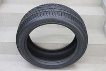 245/45-19 Michelin
