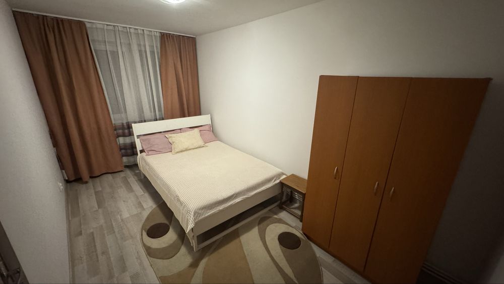 Apartament de închiriat 3 camere