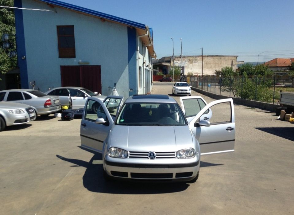 Vand VW golf 4 pentru programul rabla