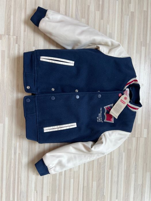 Куртка зимняя осенняя весенняя Levi’s levis левис