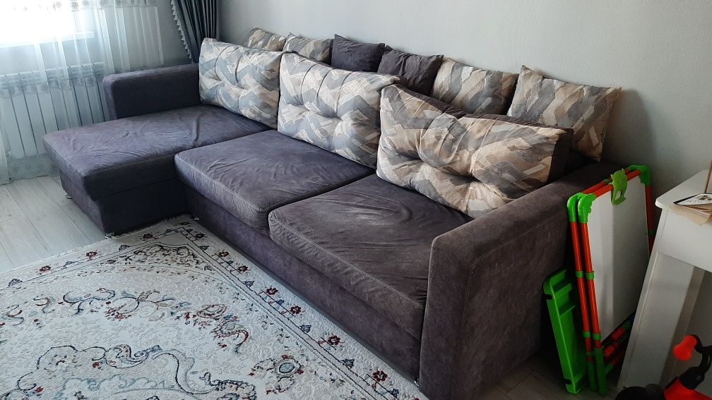Продам диван в хорошем состоянии