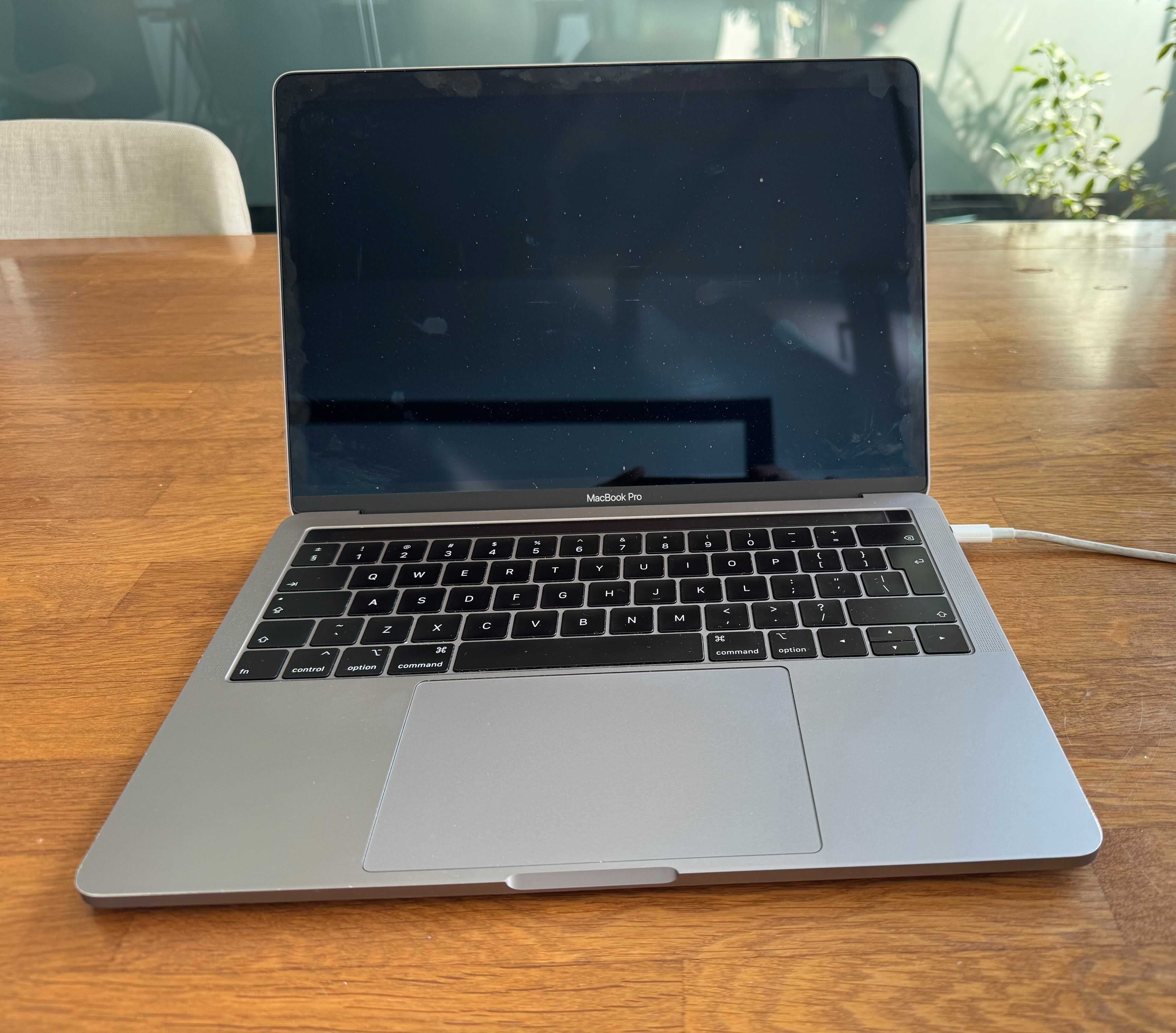 Macbook Pro 13" 2019