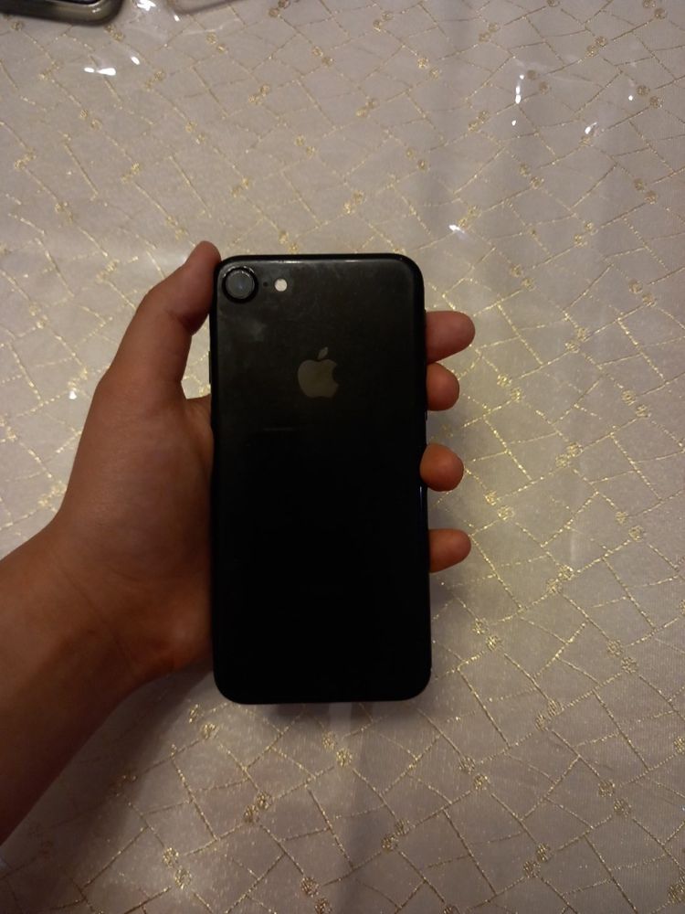 Iphone 7 sotiladi!!!