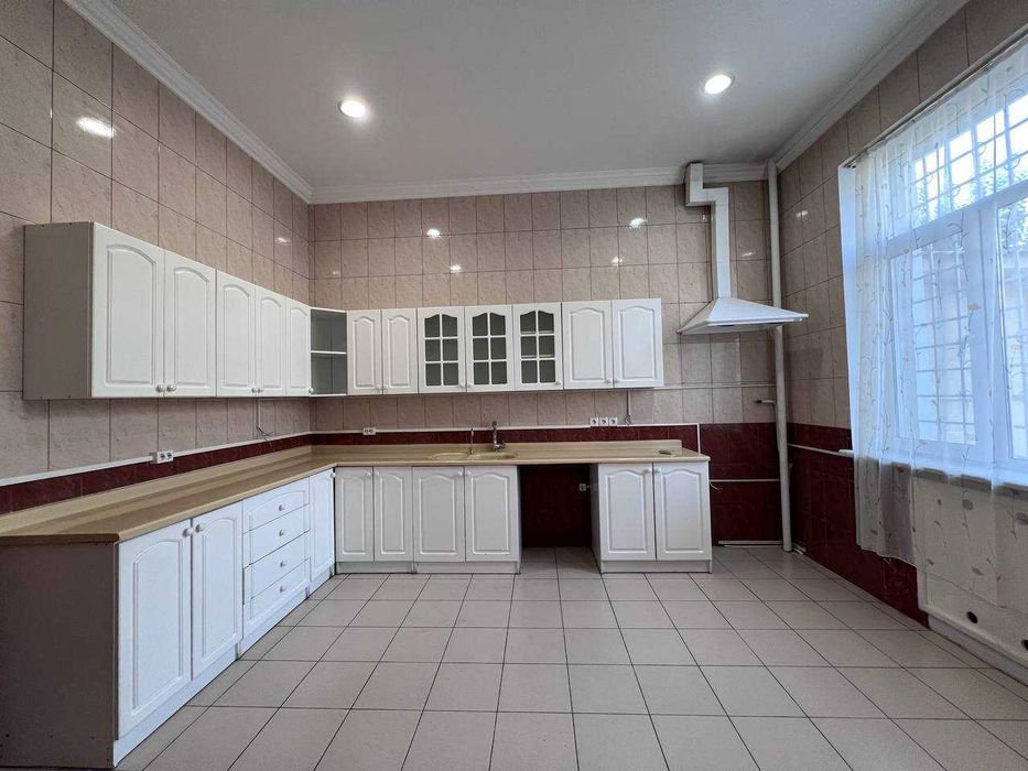 Сдаётся помещение свободного назначения | Яккасарай Ракат боши  260 м²