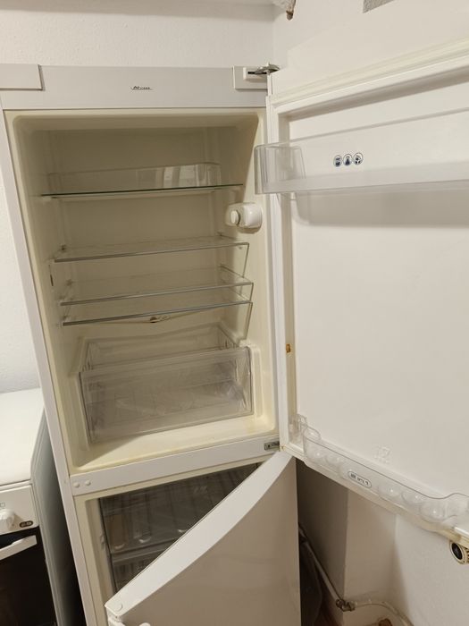 Combina frigorifica Whirlpool