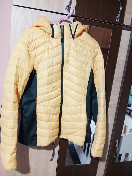 Vând  aceste lucruri