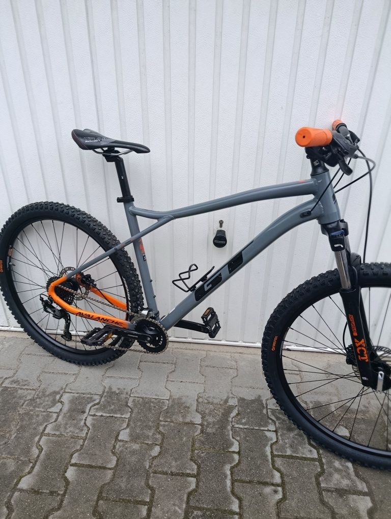 Велосипед GT Avalanche