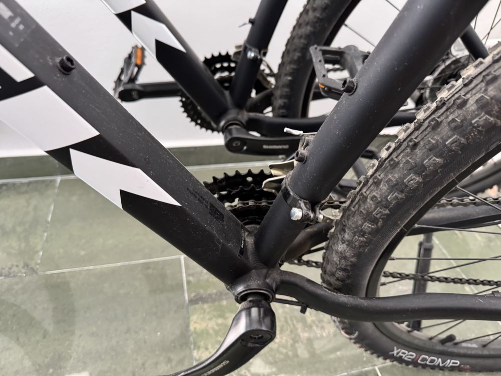 Trek Marlin 4 L Matte Black