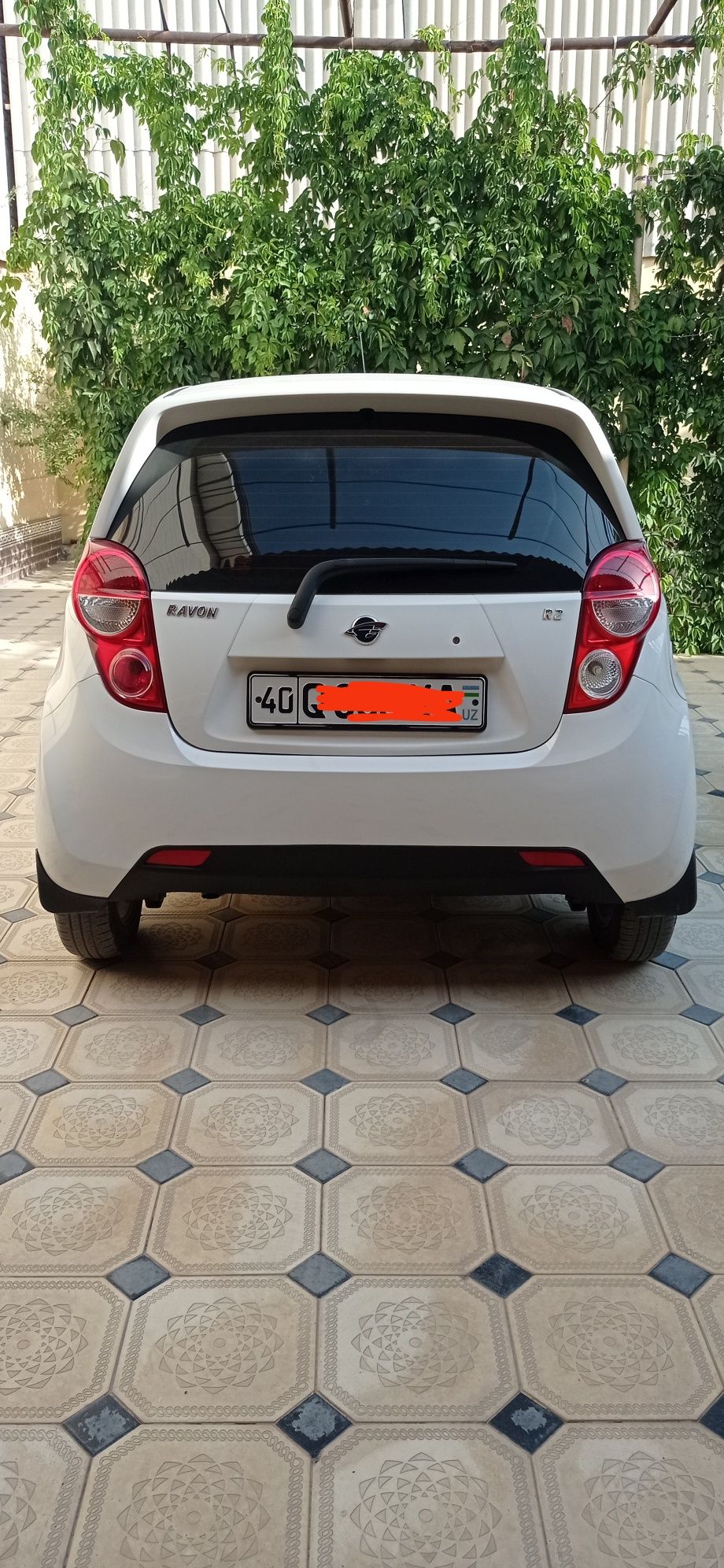 Спарк R2 автомат сотилади