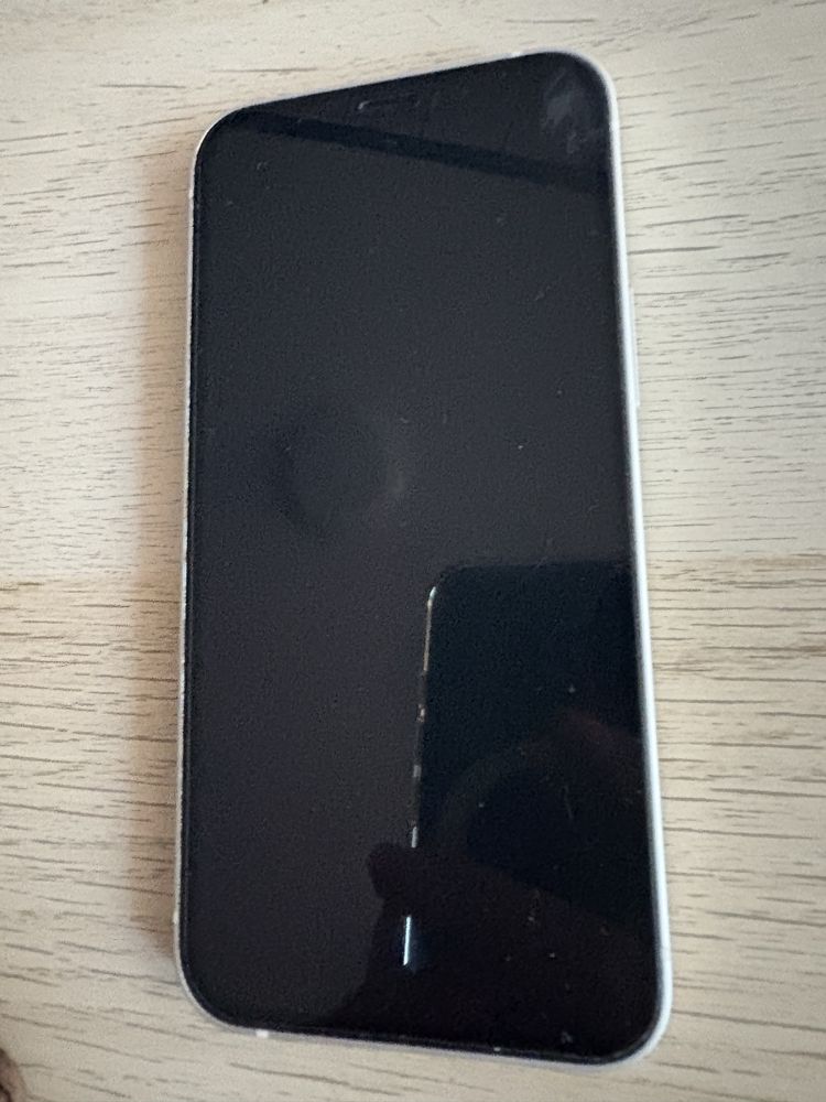 iPhone 12 Mini 64GB – Бял, Отлично състояние
