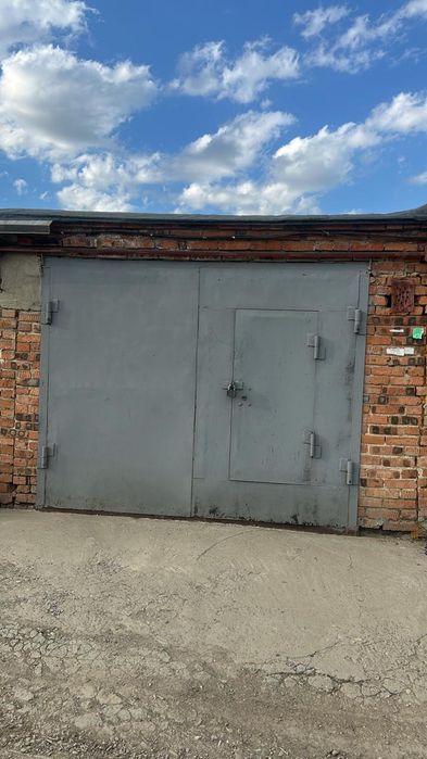 Продам гараж  двух уровневый