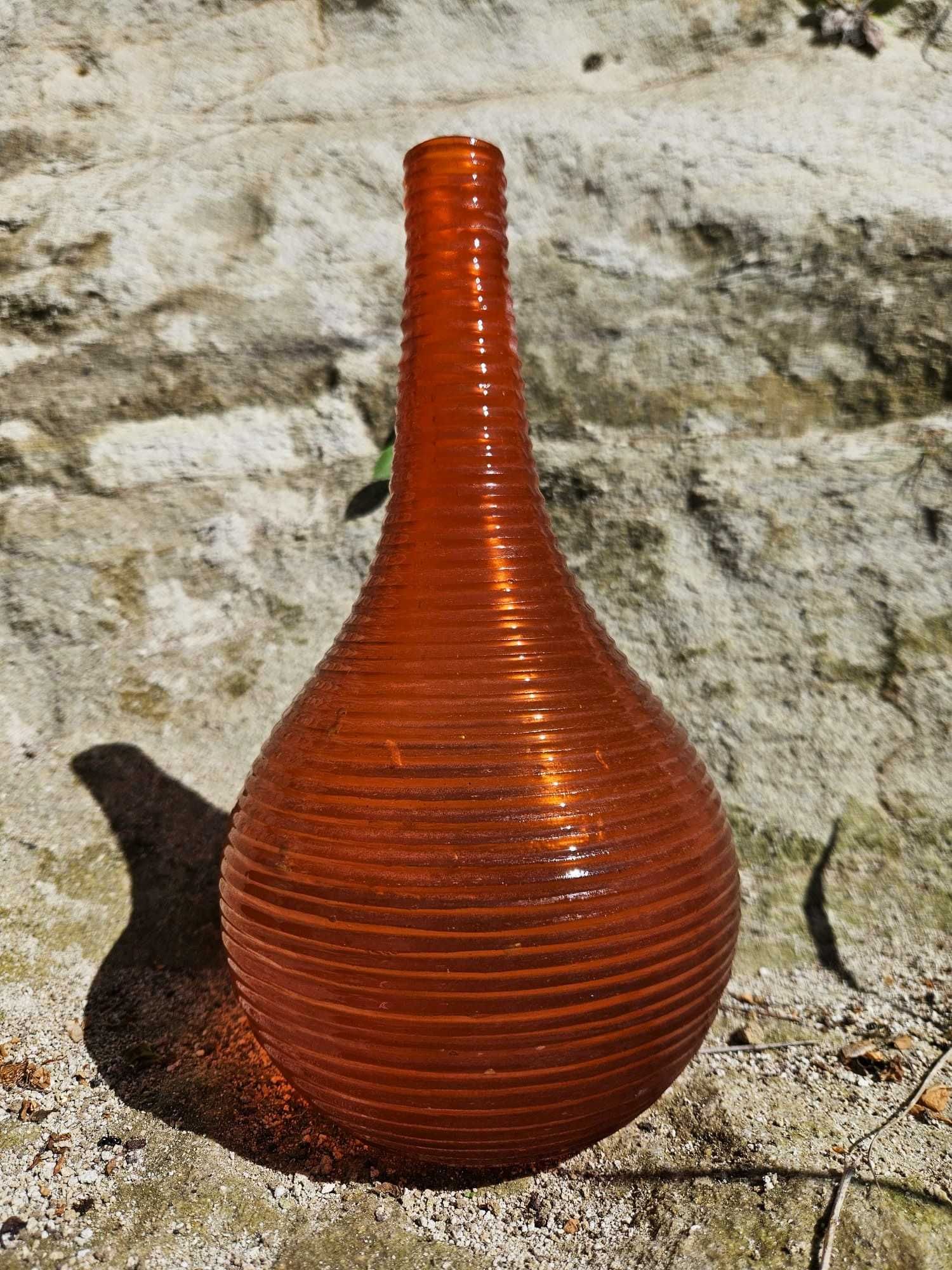 Vază din sticlă  MID CENTURY Riflata- Vintage Wonderland