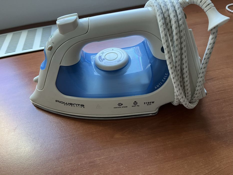 fier de calcat Rowenta effective