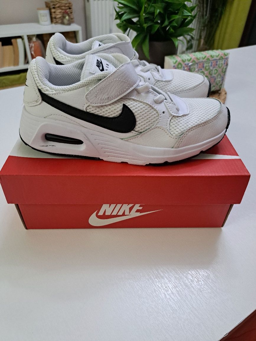 Маратонки Nake Air Max