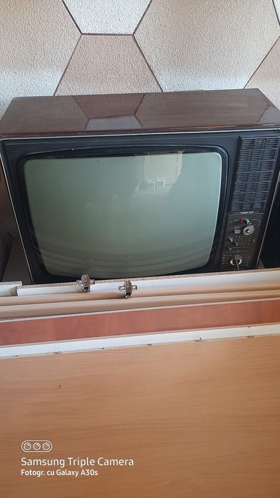 Televizor alb negru marca Diamant ediția de lux