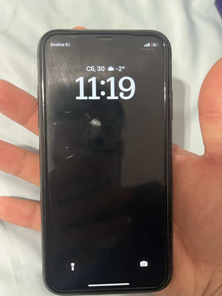 Продам Iphone 11, в идеале