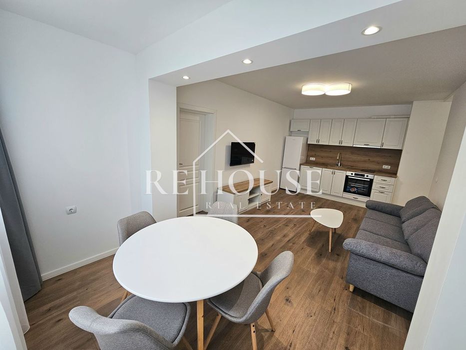 Дава се под наем Тристаен апартамент в Варна, Окръжна болница - 85 кв.м за 800 € - Снимка #2