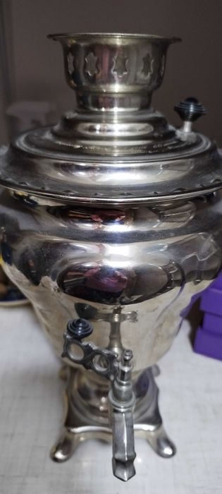 Продаю самовар электрический