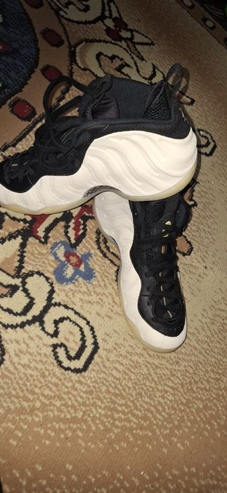 Adidasi Nike air