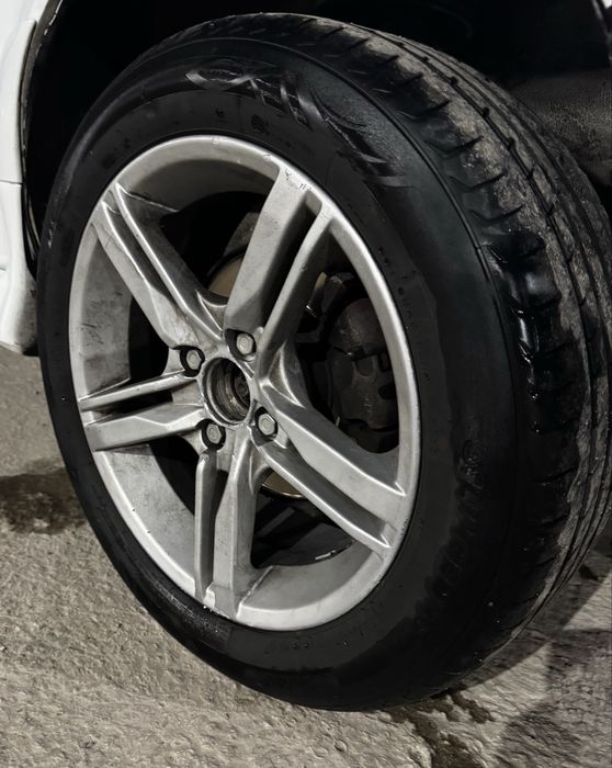 Продам с покрышками лето/зима