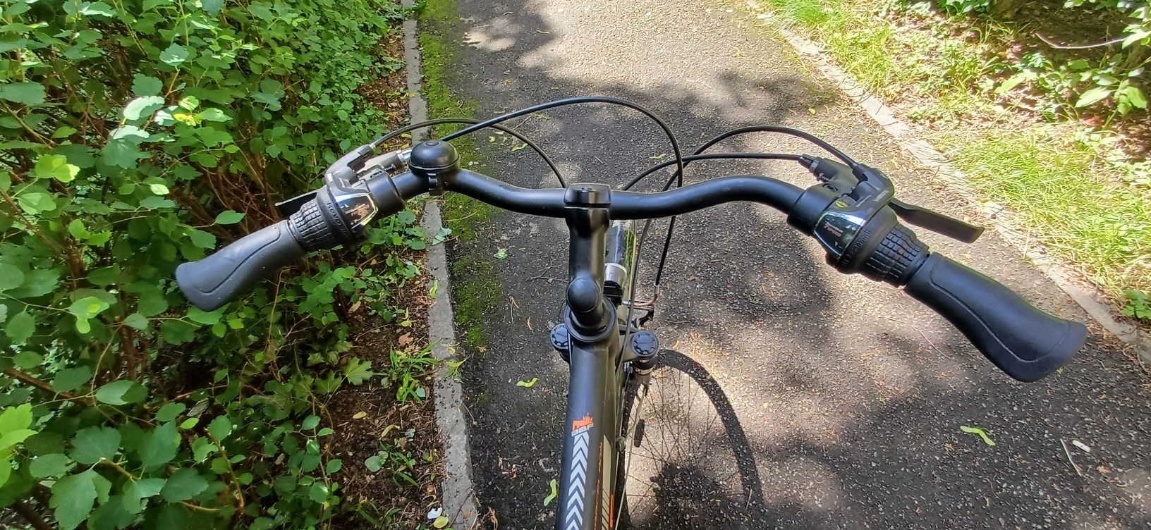 Bicicleta adusa din Germania