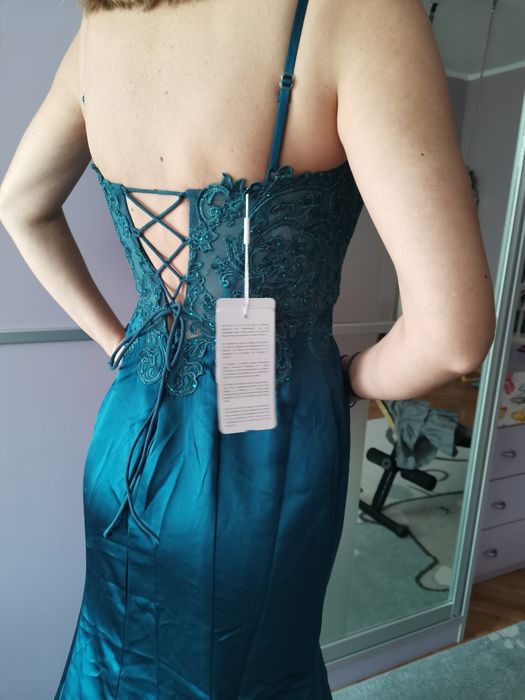 Официална Бална рокля 36/38 размер С. Ново