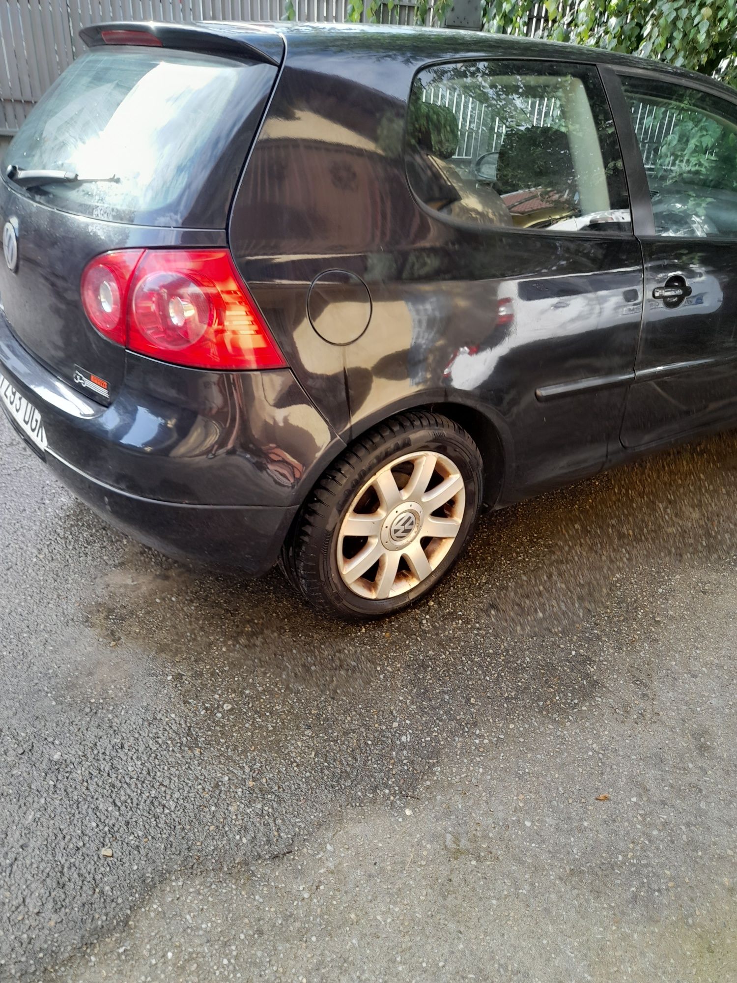 Se vende VW golf 5
