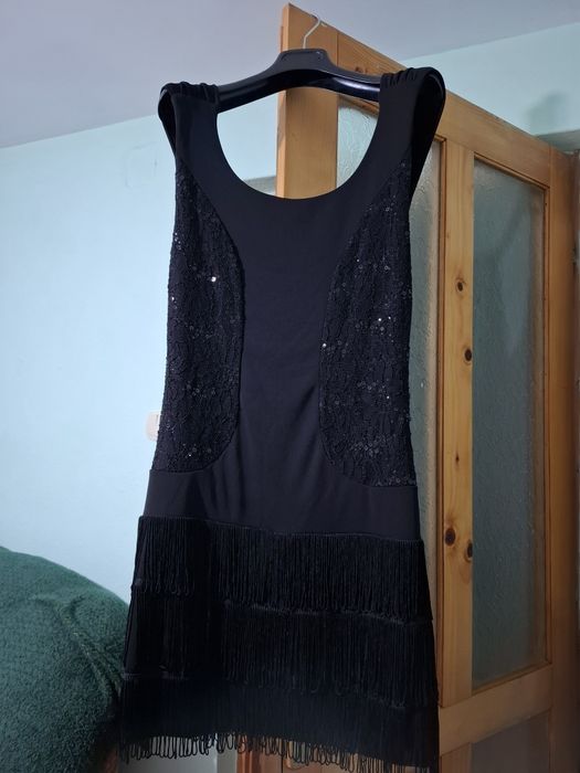 Rochii scurte și lungi