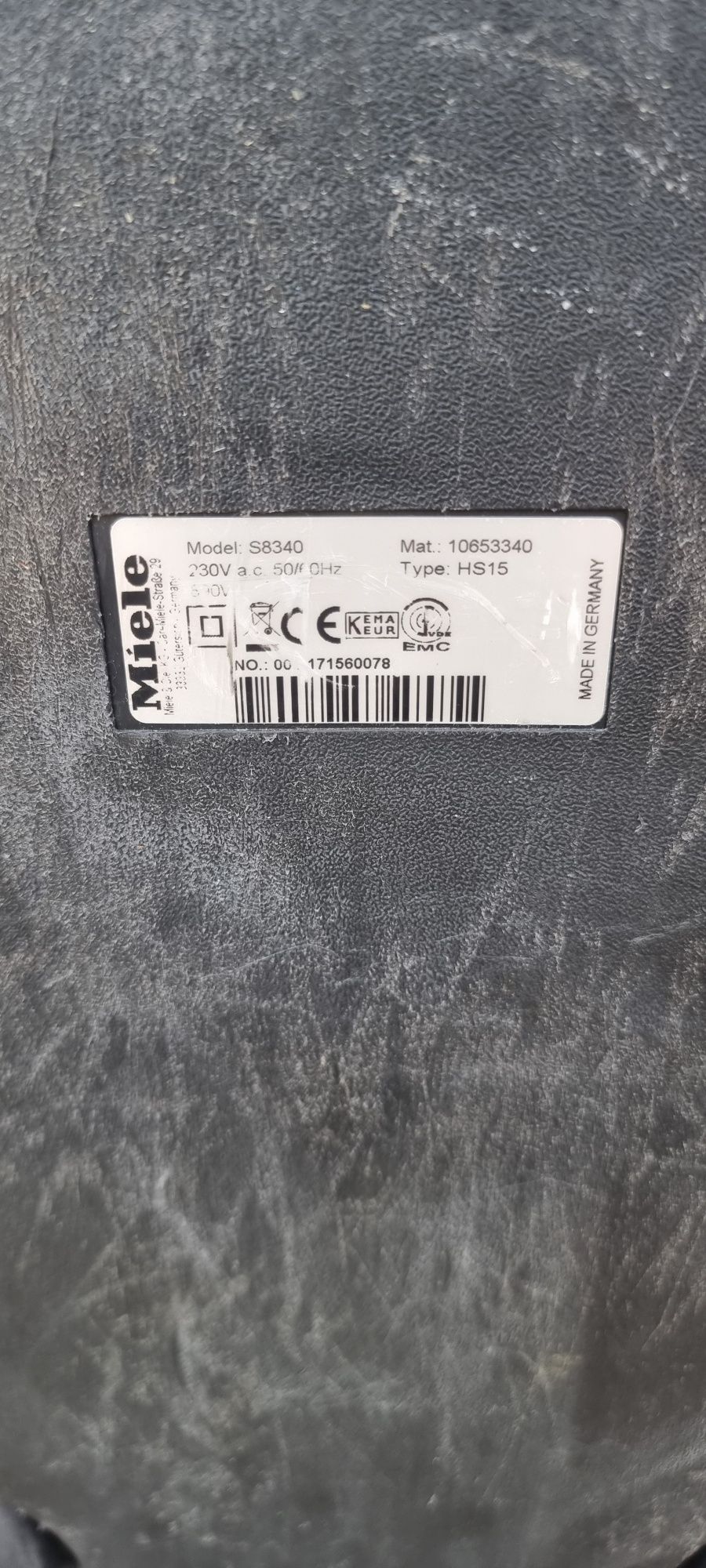 Продавам прахосмукачка MIELE