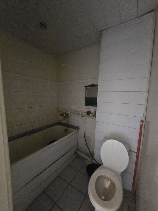 Zudlik bilan frunze massifda 1xonali kvartira ijaraga beriladi