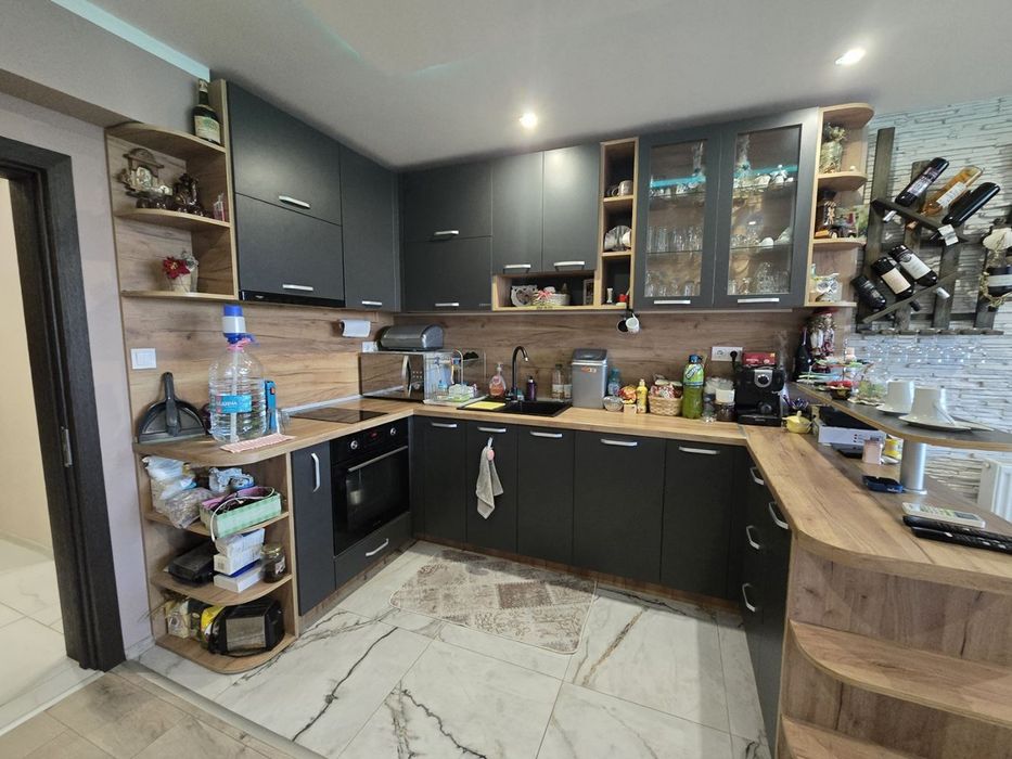 3-стаен в Плевен-Сторгозия площ 78 цена 139000