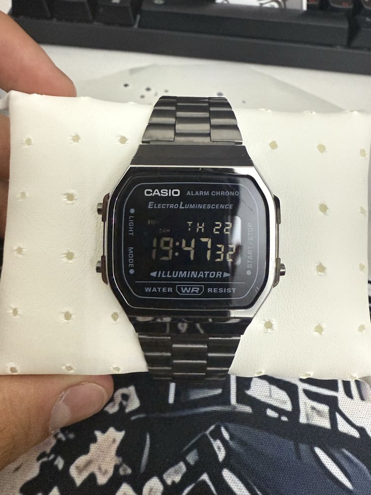 casio a168wgg-1bdf