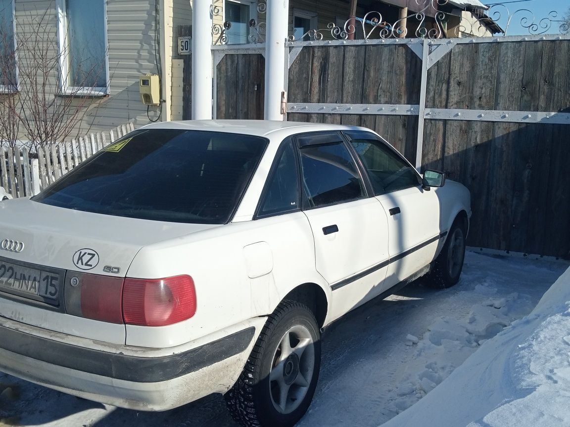 Продам Audi 80 b4